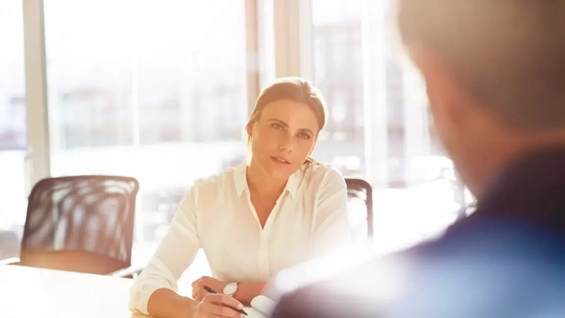 1739319645-47788015-604x340-servizi-finaziari